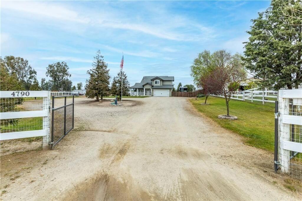 Our Farmhouse, Our Place: Cozy And Cute Homestead! Paso Robles Zewnętrze zdjęcie
